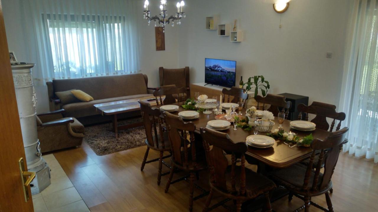 Villa Kosmaj Casa Maia Ducina Esterno foto
